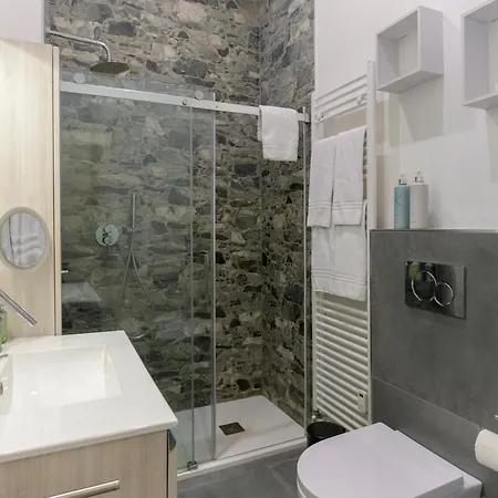 The Train Station Loft - Bemyhost *